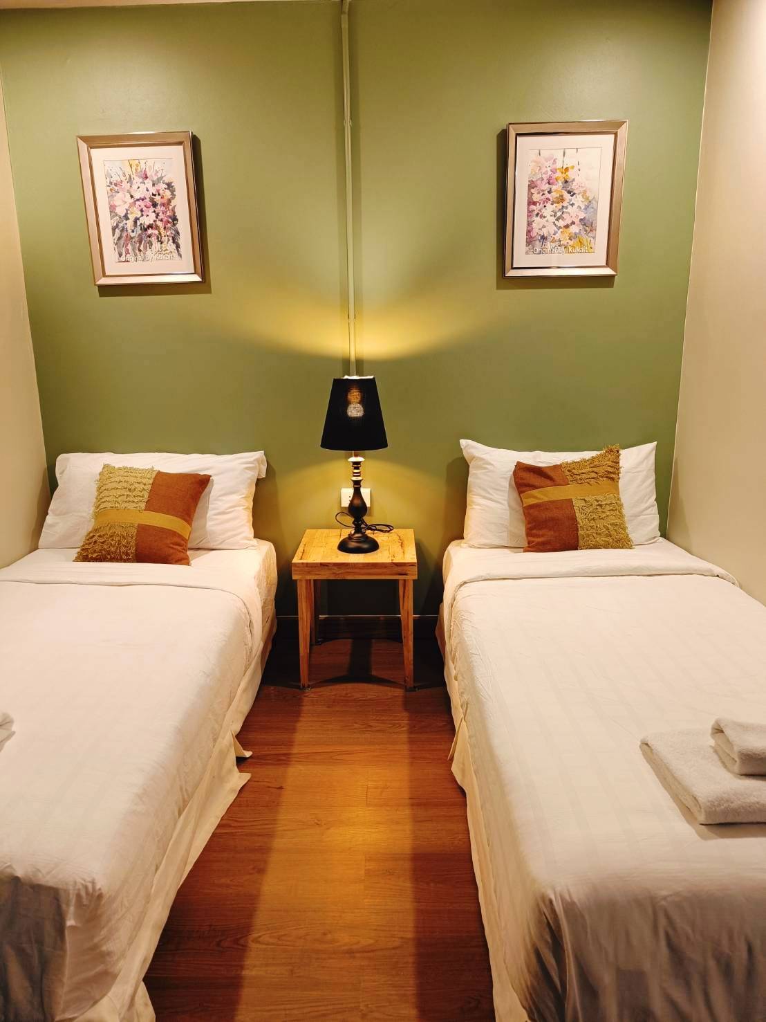 Economy Twin Room